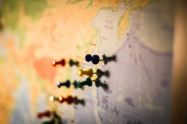 Map of World with Thummbtacks