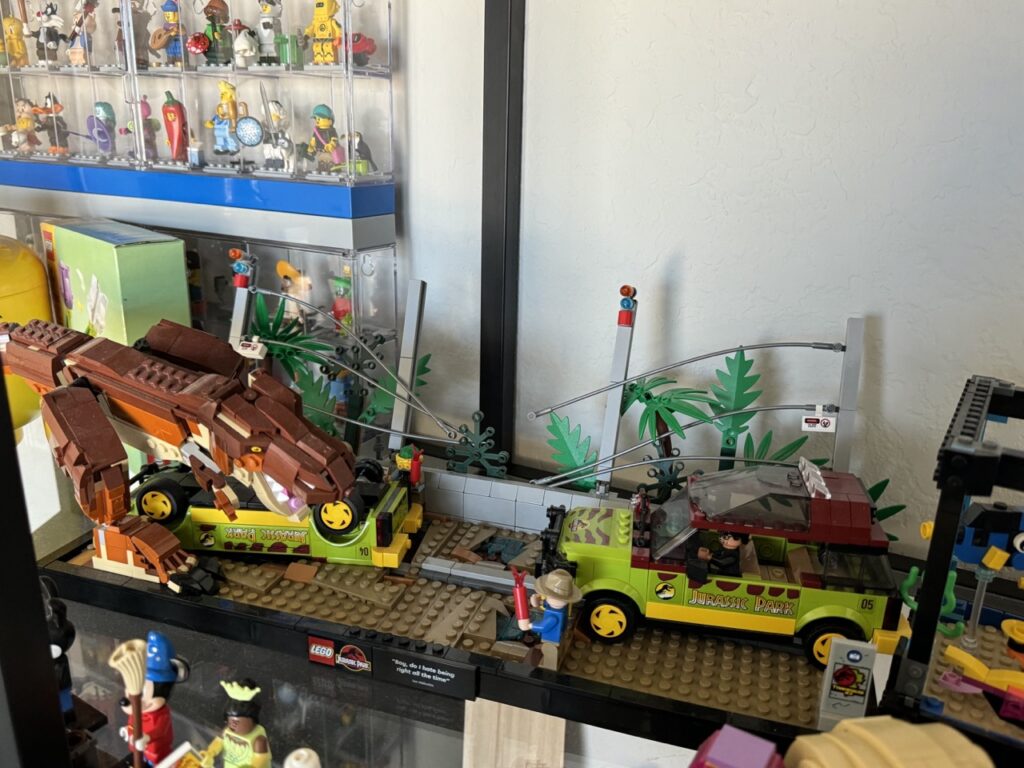 T. rex Breakout Jurassic World Lego Set